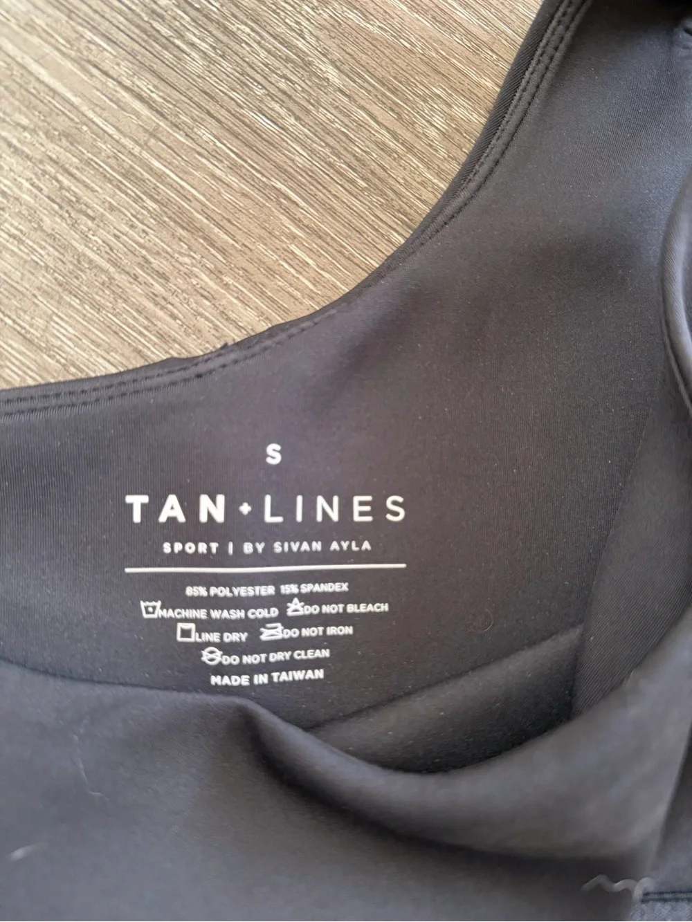 TAN+LINES Black One-Shoulder Sports Bra
